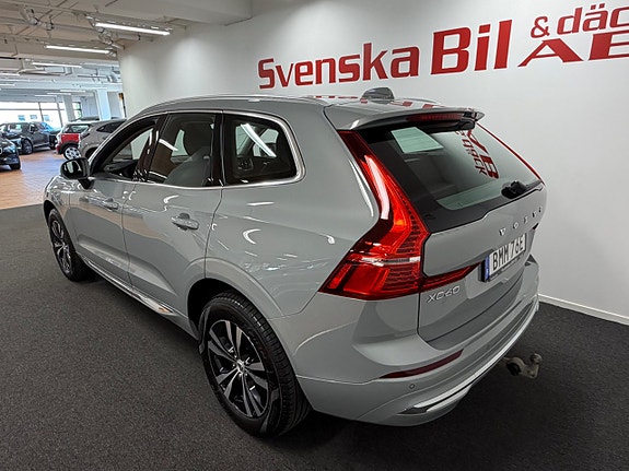 Volvo XC60 3 of 5
