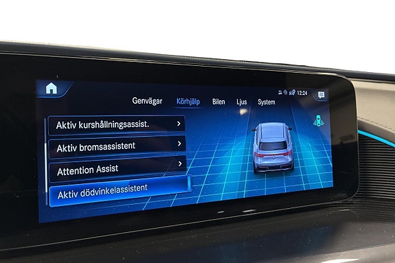Mercedes-Benz EQC400 28 of 30