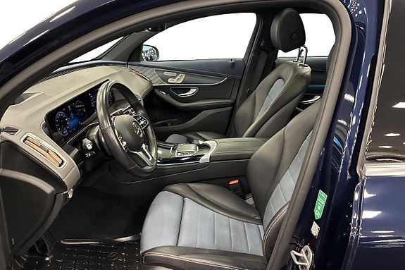 Mercedes-Benz EQC400 7 of 30