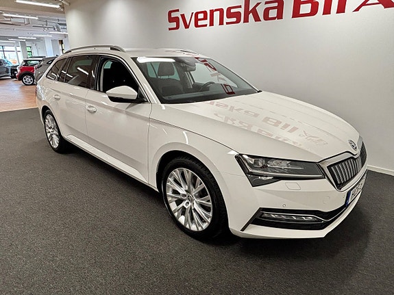 Skoda Superb 4 of 5