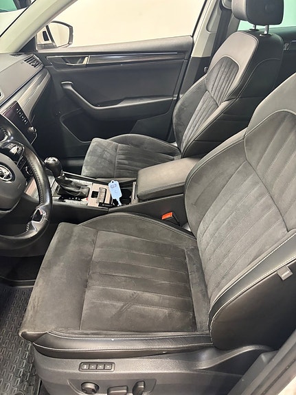 Skoda Superb 9 of 18