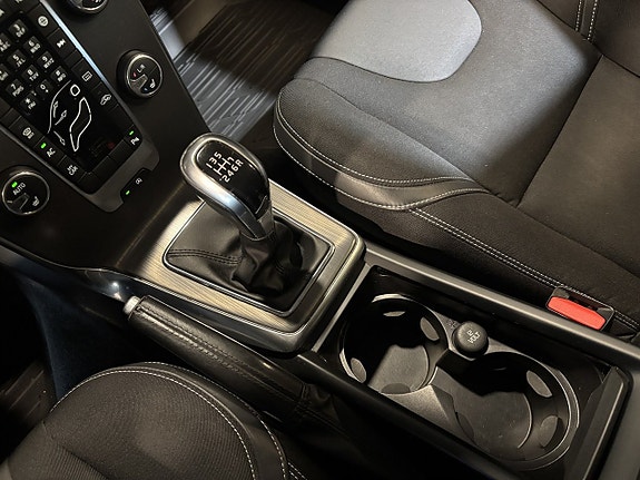 Volvo V40 10 of 27