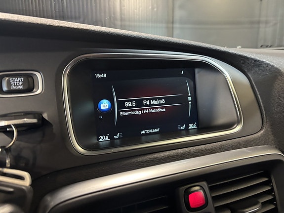 Volvo V40 13 of 27