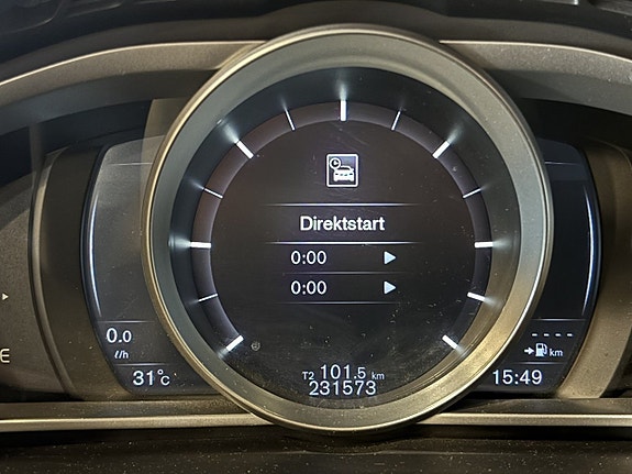 Volvo V40 18 of 27