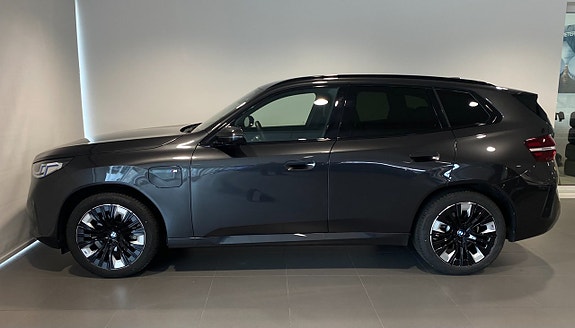 BMW X3 2 of 5