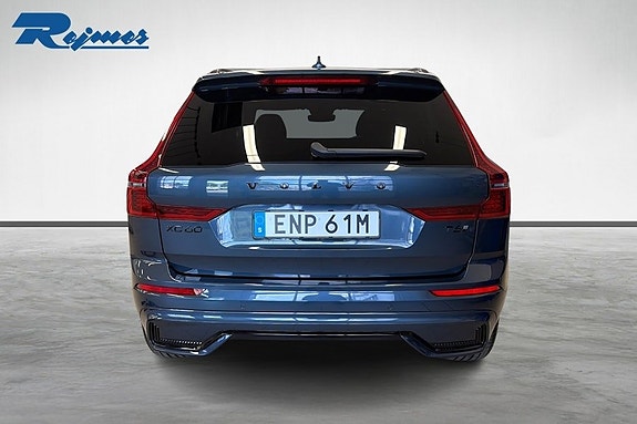 Volvo XC60 4 of 27