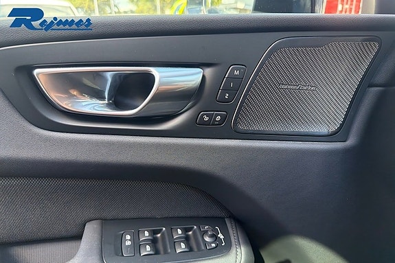 Volvo XC60 19 of 27