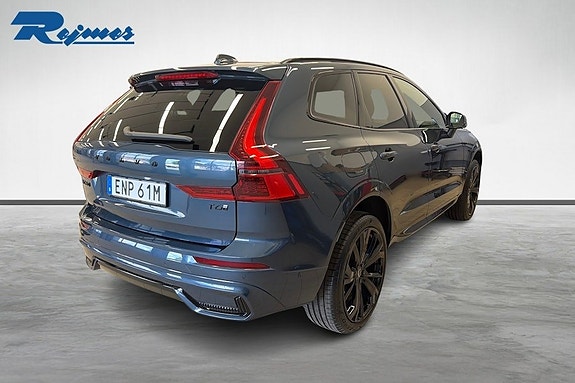 Volvo XC60 6 of 27