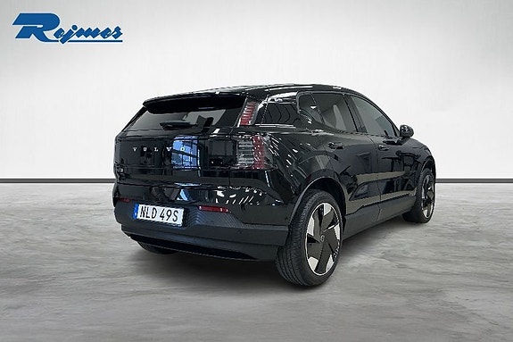 Volvo EX30 16 of 17