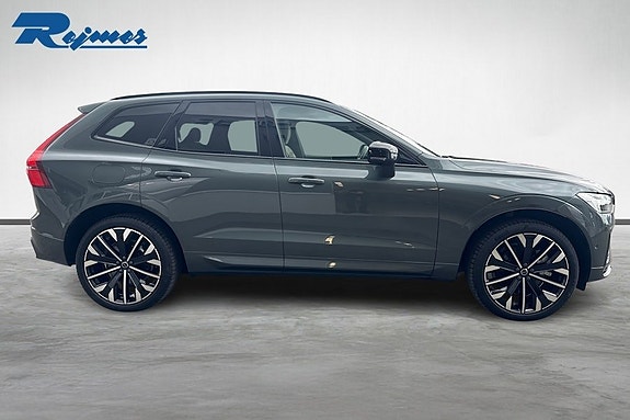 Volvo XC60 12 of 14