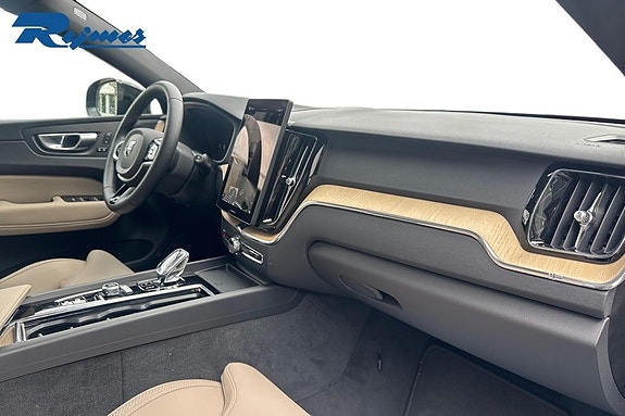 Volvo XC60 4 of 14