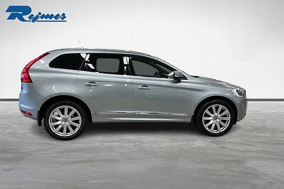 Volvo XC60 17 of 18