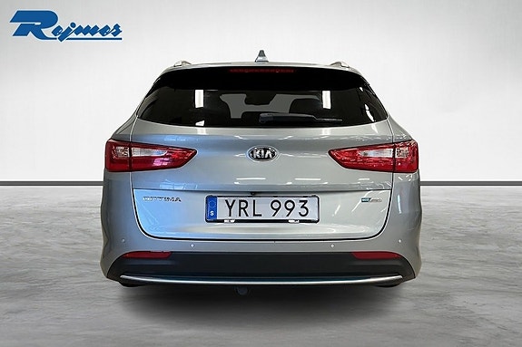 Kia Optima 4 of 17