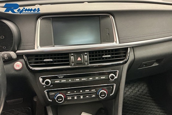 Kia Optima 12 of 17