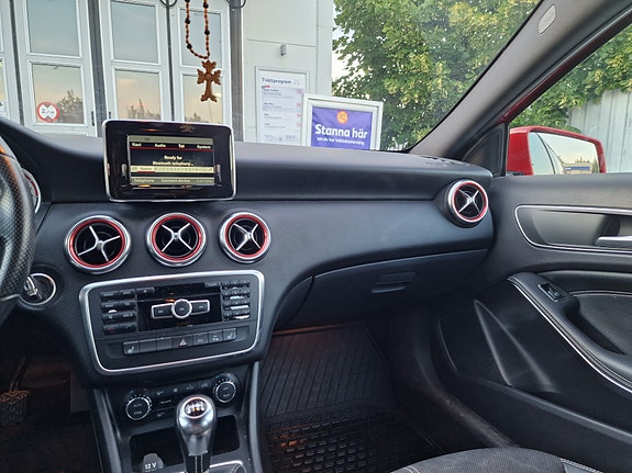 Mercedes-Benz A180 13 of 13