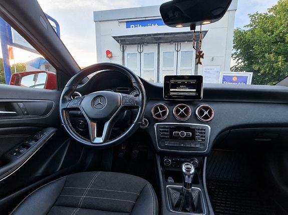 Mercedes-Benz A180 12 of 13