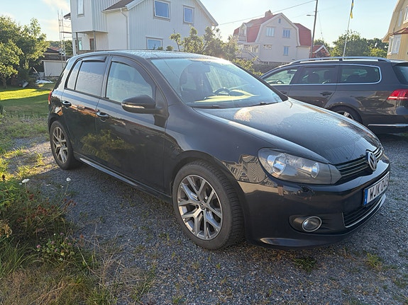 Volkswagen Golf VI 2 of 5