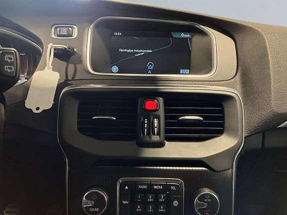 Volvo V40 16 of 20