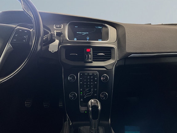 Volvo V40 10 of 20