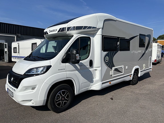 Chausson 788 Titanium VIP Queensbed & Sänksäng 2 of 5