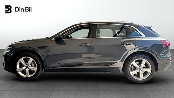 Audi Q8 e-tron 2 of 5
