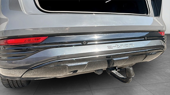Audi Q8 e-tron 14 of 21