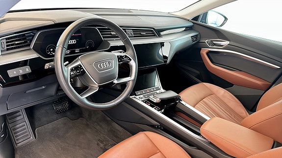 Audi Q8 e-tron 7 of 23