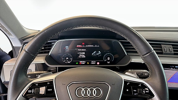 Audi Q8 e-tron 16 of 23