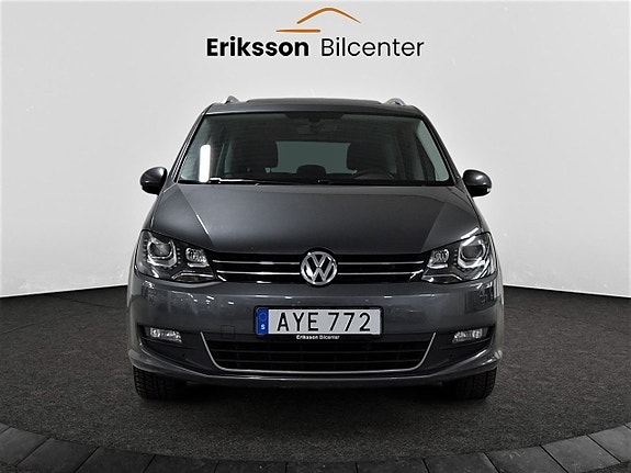 Volkswagen Sharan 3 of 5