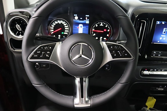 Mercedes-Benz Vito 119 12 of 17