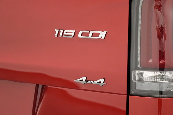 Mercedes-Benz Vito 119 9 of 17