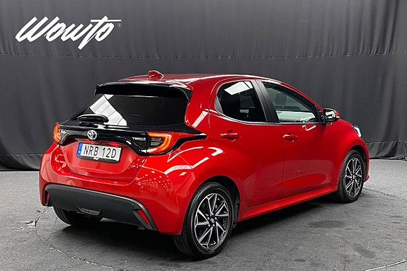 Toyota Yaris 5 of 21