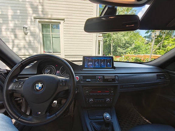 BMW 325Xi 8 of 12