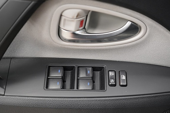 Toyota Avensis 15 of 22