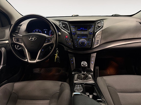 Hyundai i40 10 of 23