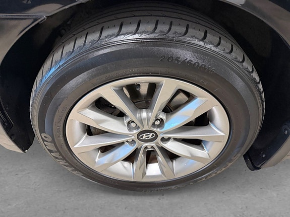 Hyundai i40 8 of 23