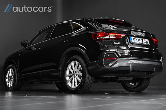 Audi Q3 4 of 30