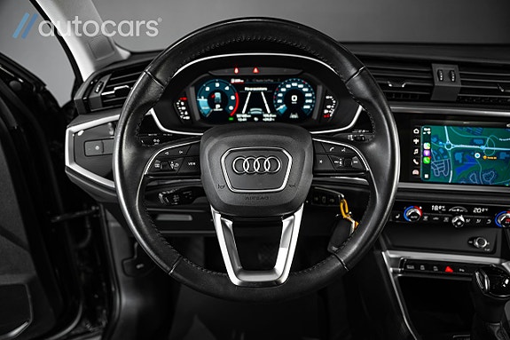 Audi Q3 20 of 30