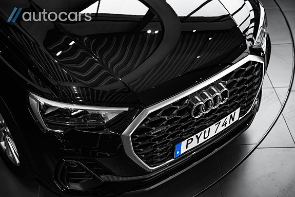 Audi Q3 10 of 30