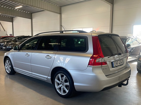 Volvo V70 7 of 24