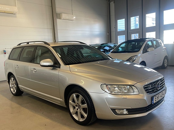 Volvo V70 5 of 24
