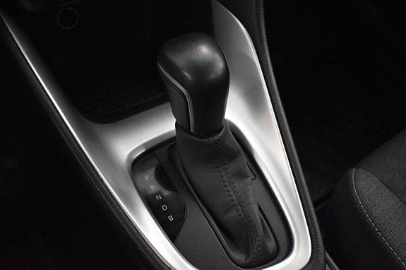 Toyota Yaris 11 of 19