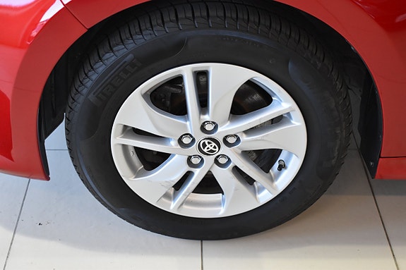 Toyota Yaris 19 of 19