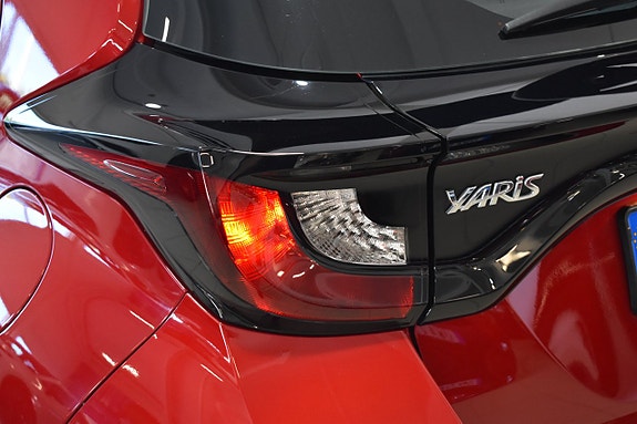Toyota Yaris 18 of 19