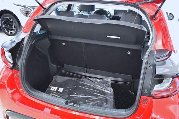 Toyota Yaris 5 of 19