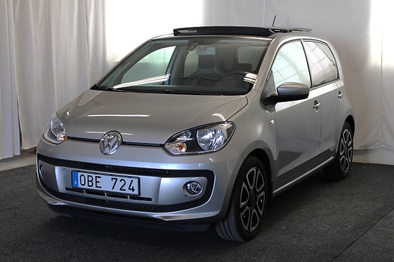 Volkswagen UP! 4 of 5
