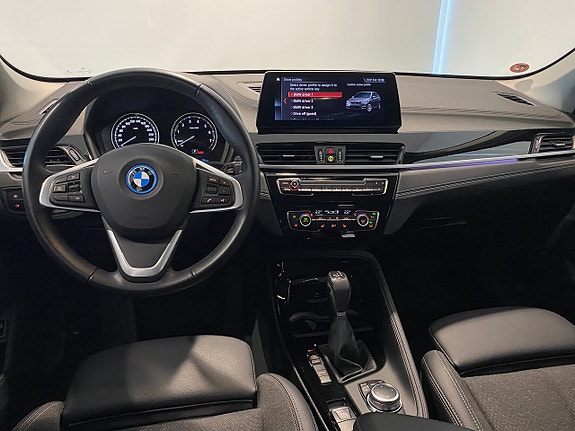 BMW X1 3 of 5