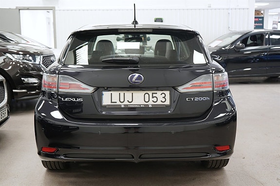 Lexus CT200h 4 of 26