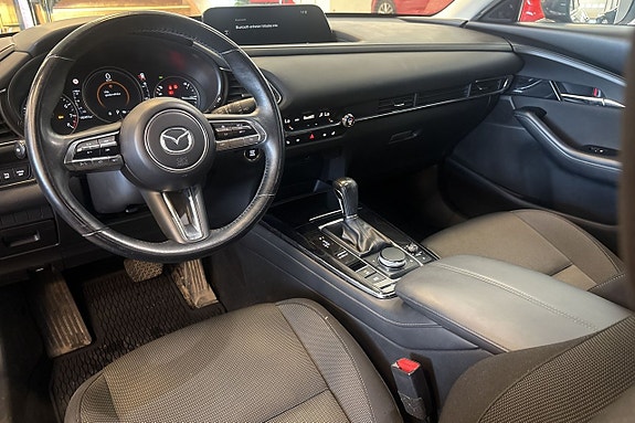 Mazda CX-30 16 of 21
