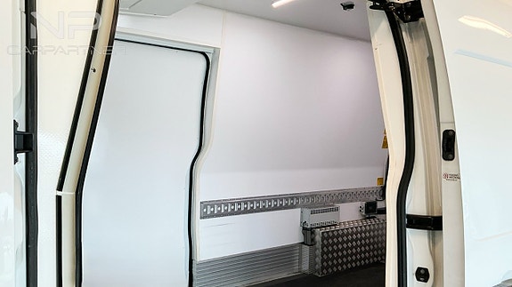 Renault Master 8 of 9